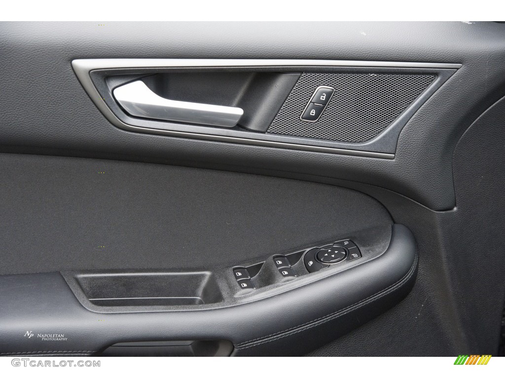 2017 Edge SE AWD - Shadow Black / Ebony photo #4