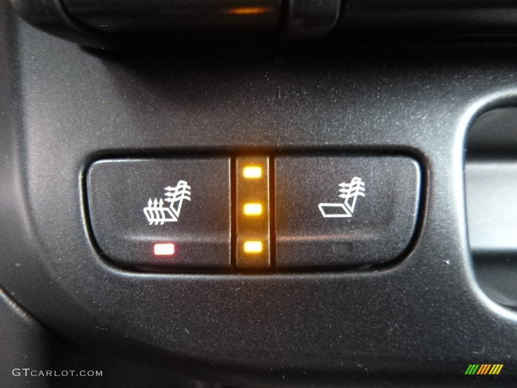 2017 Chevrolet Colorado Z71 Crew Cab 4x4 Controls Photo #118157994
