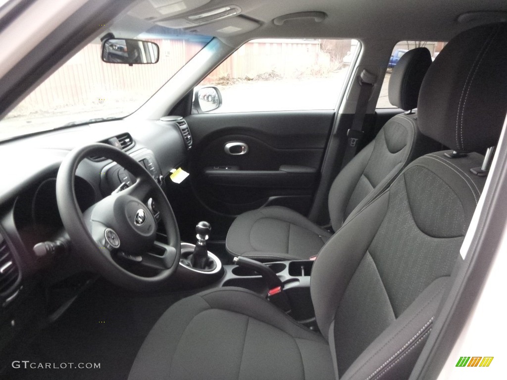 2017 Kia Soul Standard Soul Model Front Seat Photo #118158323