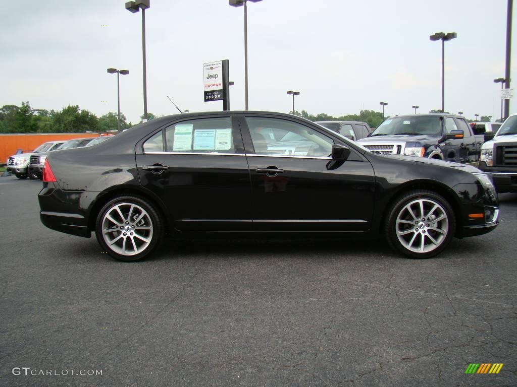 2010 Fusion SEL V6 - Tuxedo Black Metallic / Camel photo #2