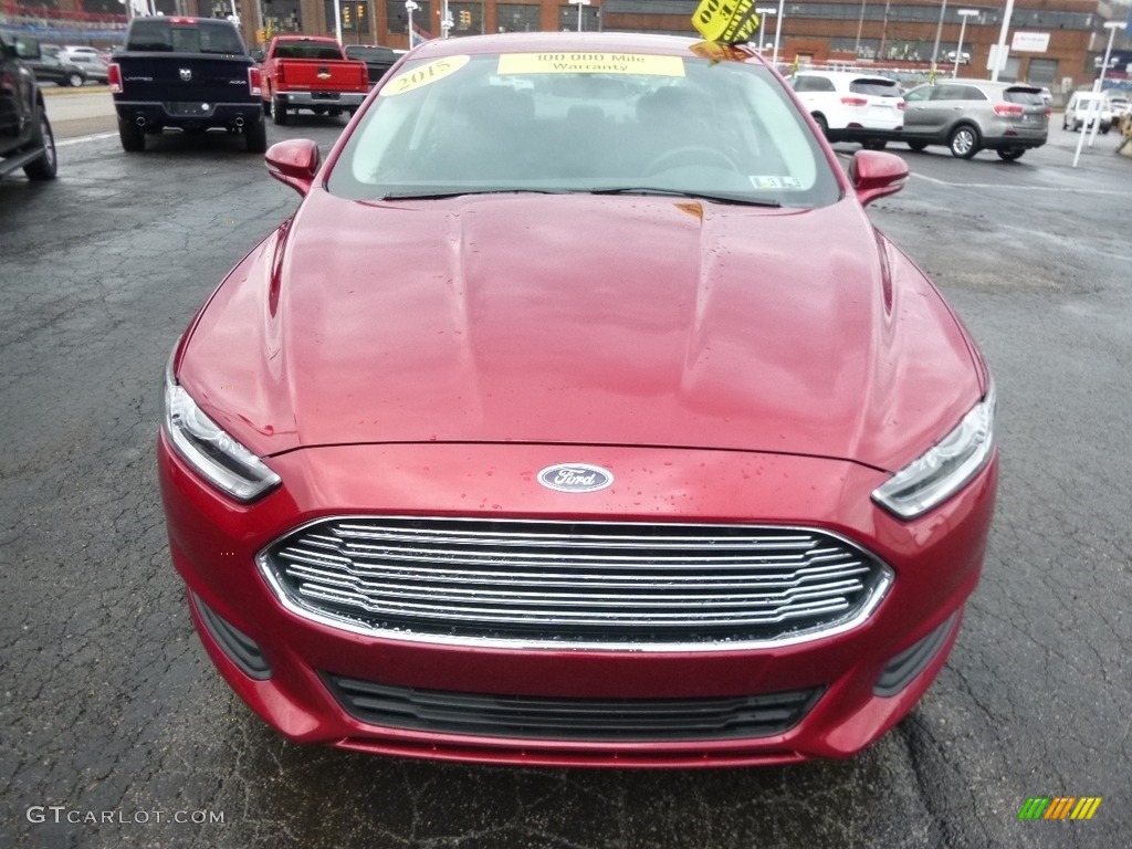 2015 Fusion SE - Ruby Red Metallic / Charcoal Black photo #8