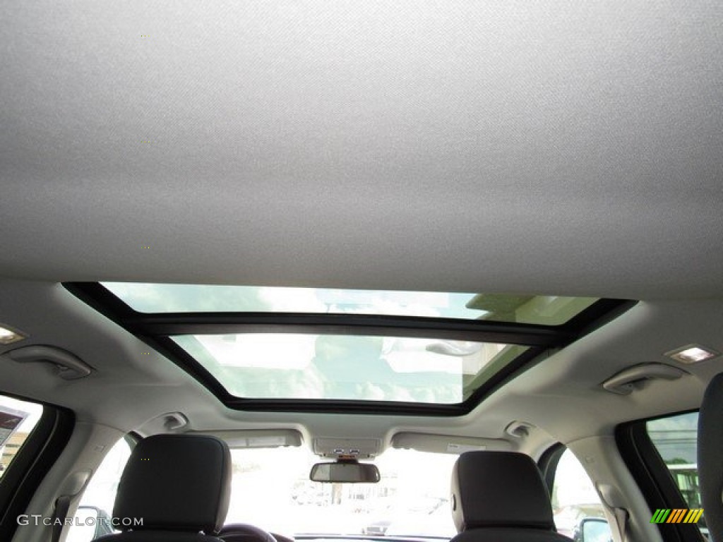 2017 Jaguar F-PACE 35t AWD Premium Sunroof Photo #118162283