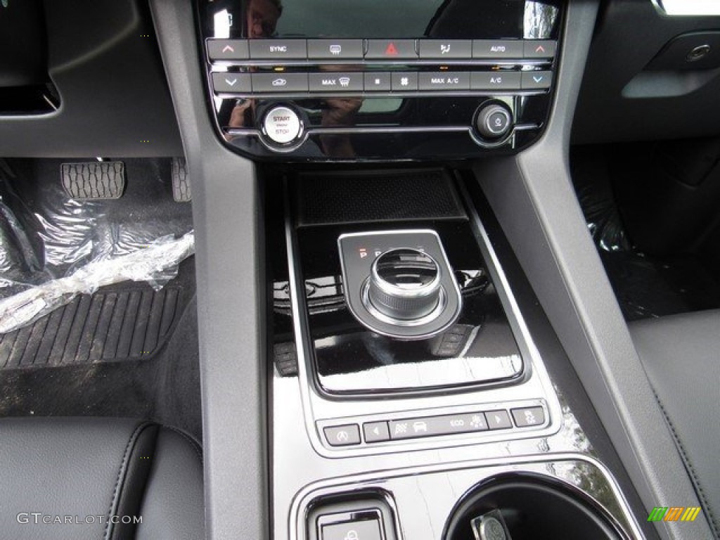 2017 Jaguar F-PACE 35t AWD Premium 8 Speed Automatic Transmission Photo #118163220