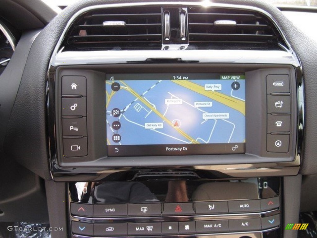 2017 Jaguar F-PACE 35t AWD Premium Navigation Photo #118163709