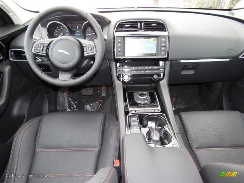 2017 Jaguar F-PACE 20d AWD Prestige Jet Dashboard Photo #118163835
