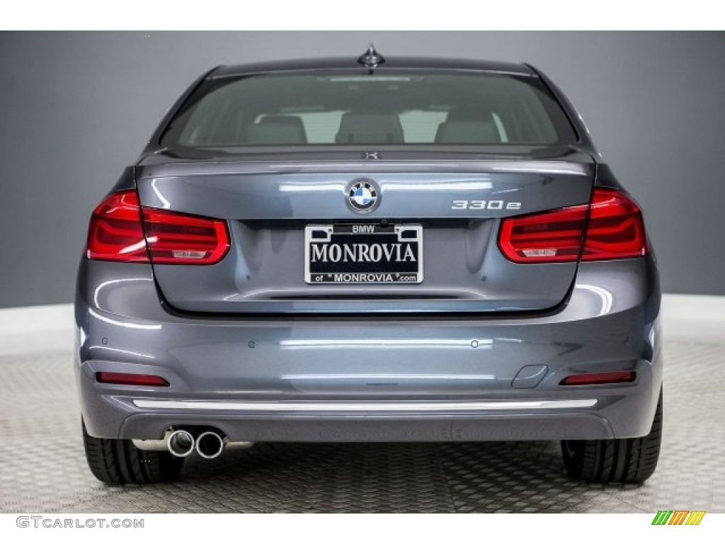 2017 3 Series 330e iPerfomance Sedan - Mineral Grey Metallic / Black photo #4
