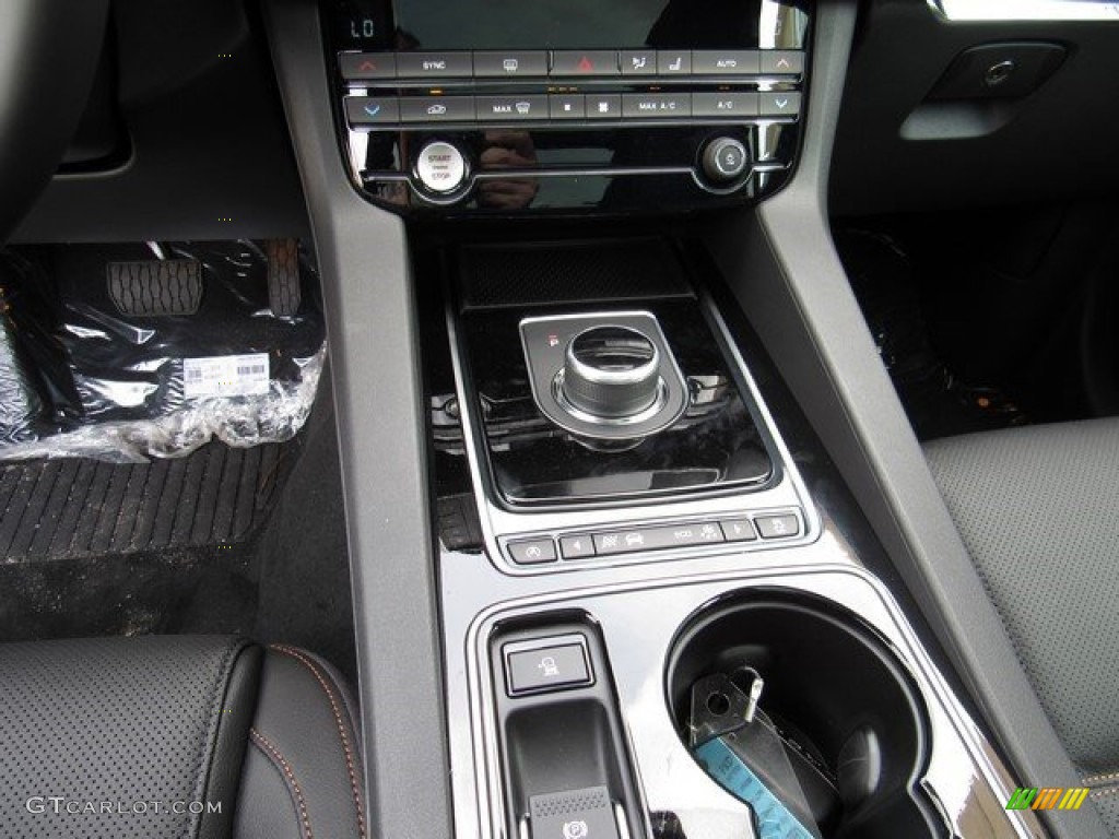 2017 Jaguar F-PACE 20d AWD Prestige 8 Speed Automatic Transmission Photo #118165053