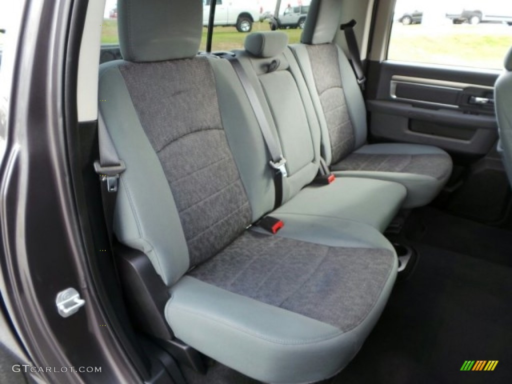 2014 1500 SLT Crew Cab 4x4 - Granite Crystal Metallic / Black/Diesel Gray photo #26