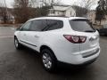 Summit White - Traverse LS AWD Photo No. 7