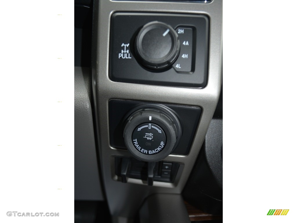 2017 F150 Lariat SuperCrew 4X4 - Magnetic / Earth Gray photo #23