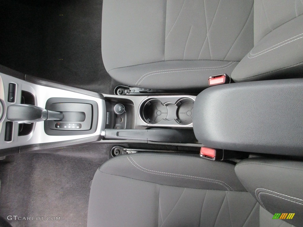 2015 Fiesta SE Sedan - Tuxedo Black Metallic / Charcoal Black photo #18