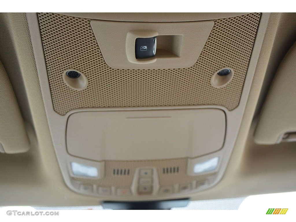 2017 F150 Lariat SuperCrew - Oxford White / Light Camel photo #24