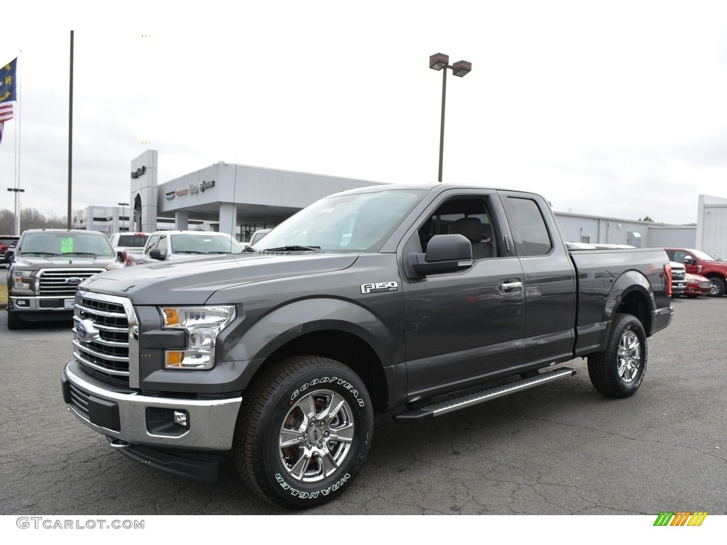 2017 F150 XLT SuperCab 4x4 - Magnetic / Earth Gray photo #3