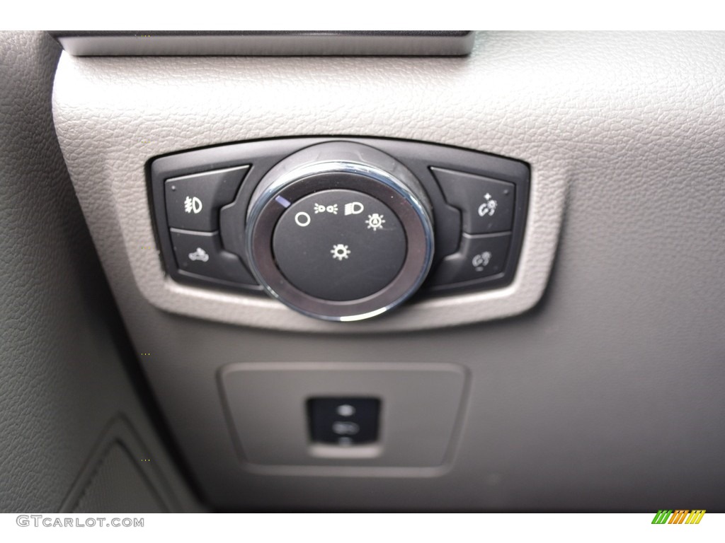 2017 F150 XLT SuperCab 4x4 - Magnetic / Earth Gray photo #21