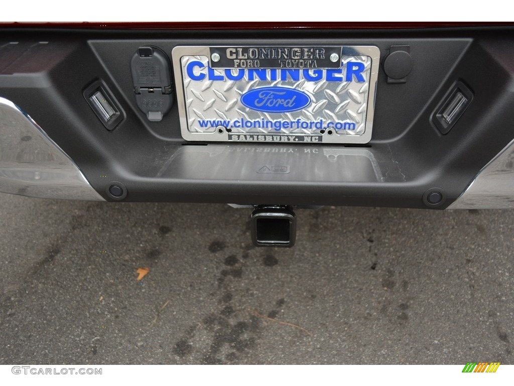 2017 F150 XLT SuperCrew 4x4 - Ruby Red / Earth Gray photo #5