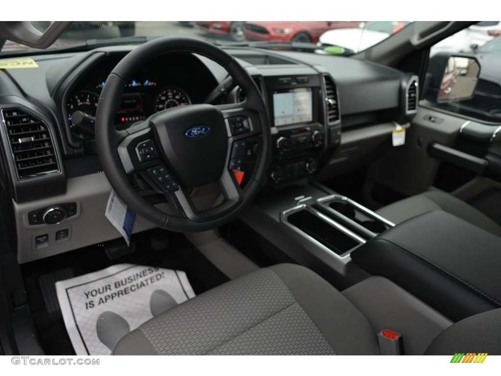 2017 F150 XLT SuperCrew 4x4 - Ruby Red / Earth Gray photo #9