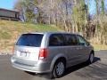 2017 Billet Metallic Dodge Grand Caravan SE  photo #6