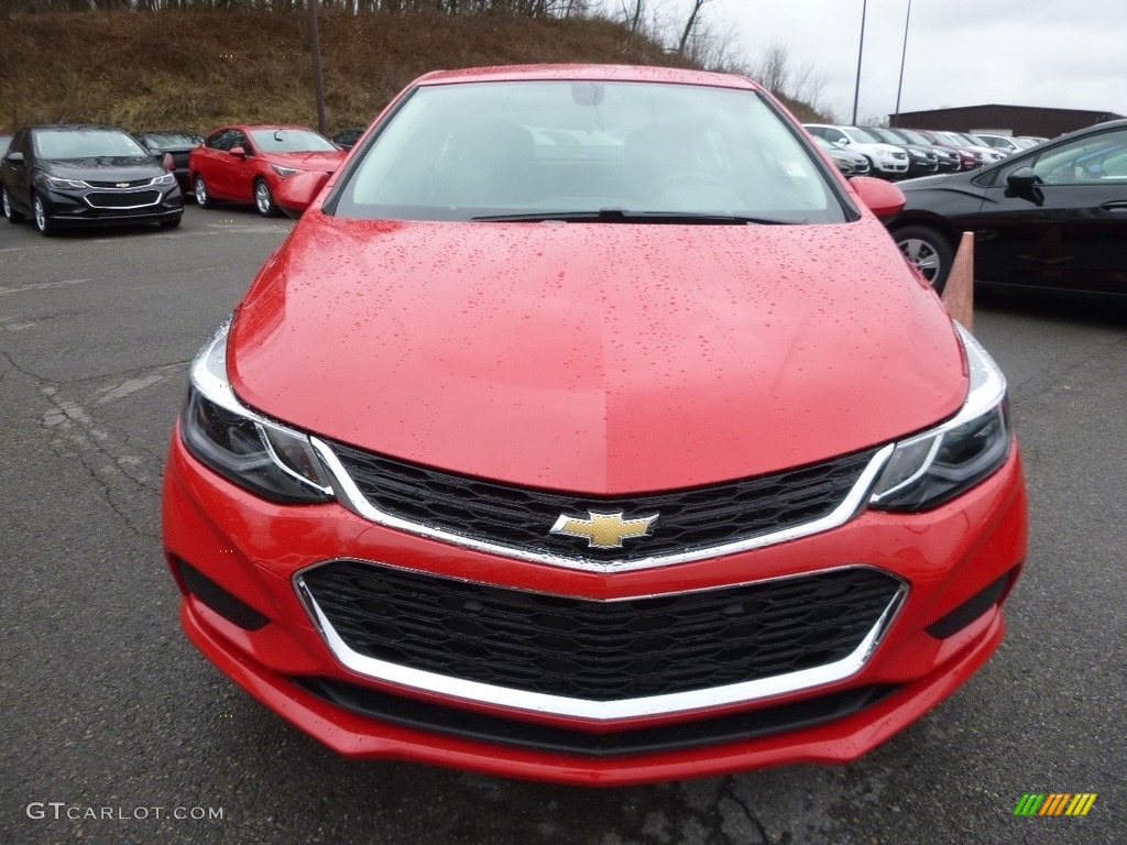 2017 Cruze LT - Red Hot / Jet Black photo #2