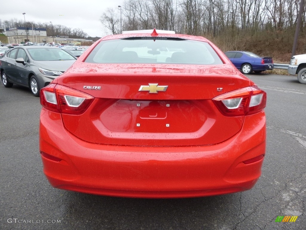 2017 Cruze LT - Red Hot / Jet Black photo #6