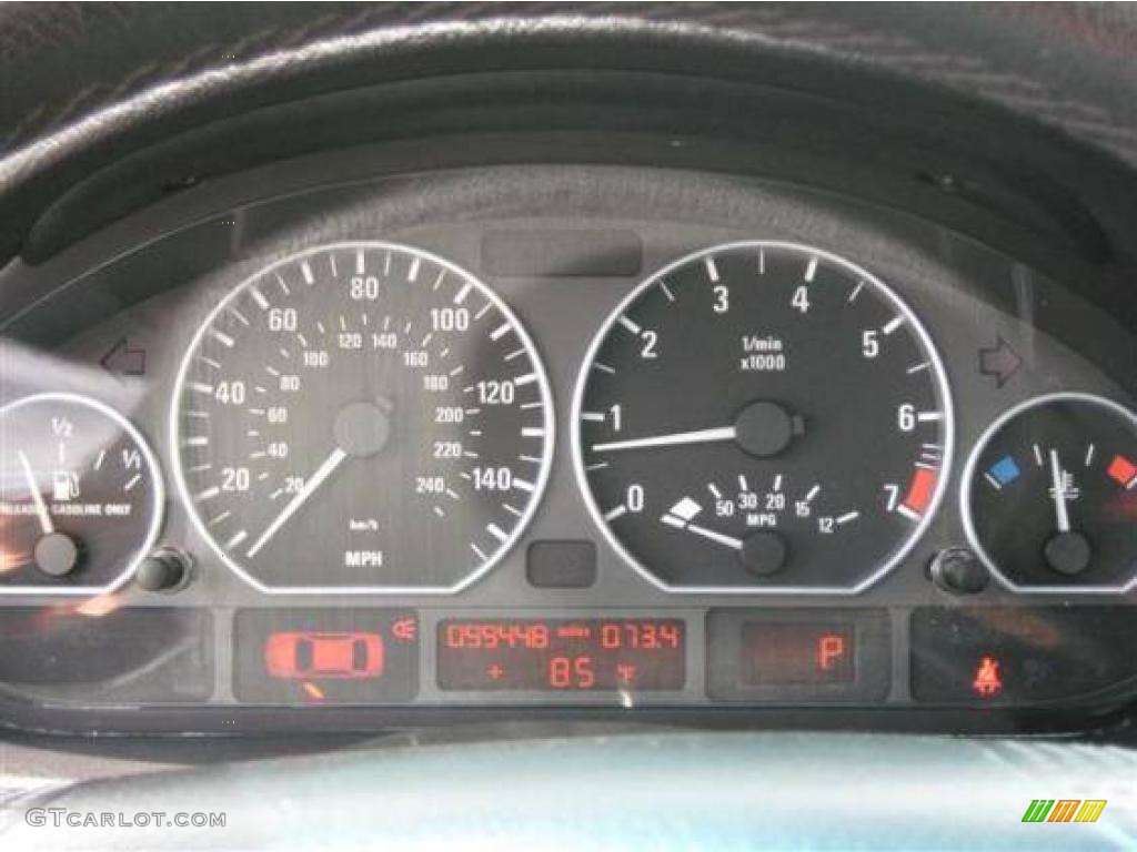 2004 3 Series 330xi Sedan - Jet Black / Black photo #14