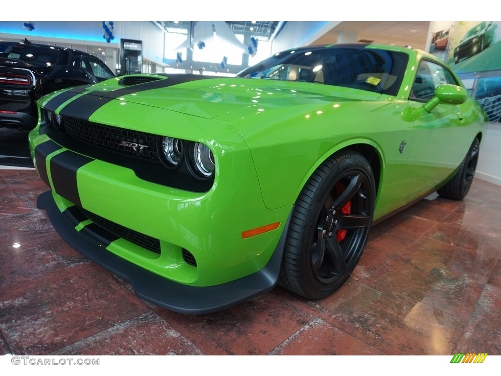 2017 Challenger SRT Hellcat - Green Go / Black photo #1