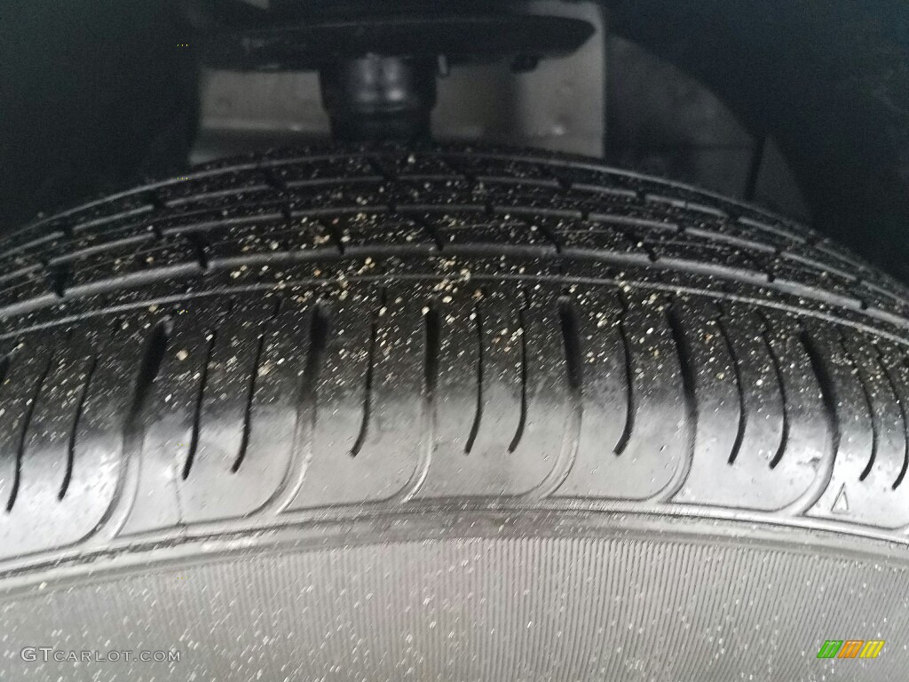 2016 Town & Country Touring - Billet Silver Metallic / Black/Light Graystone photo #24