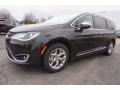 2017 Brilliant Black Crystal Pearl Chrysler Pacifica Limited  photo #1