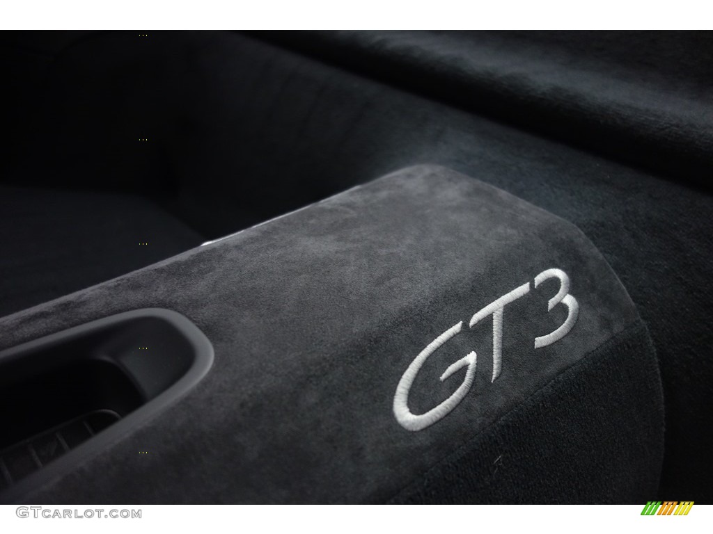 2015 911 GT3 - White / Black w/Alcantara photo #22