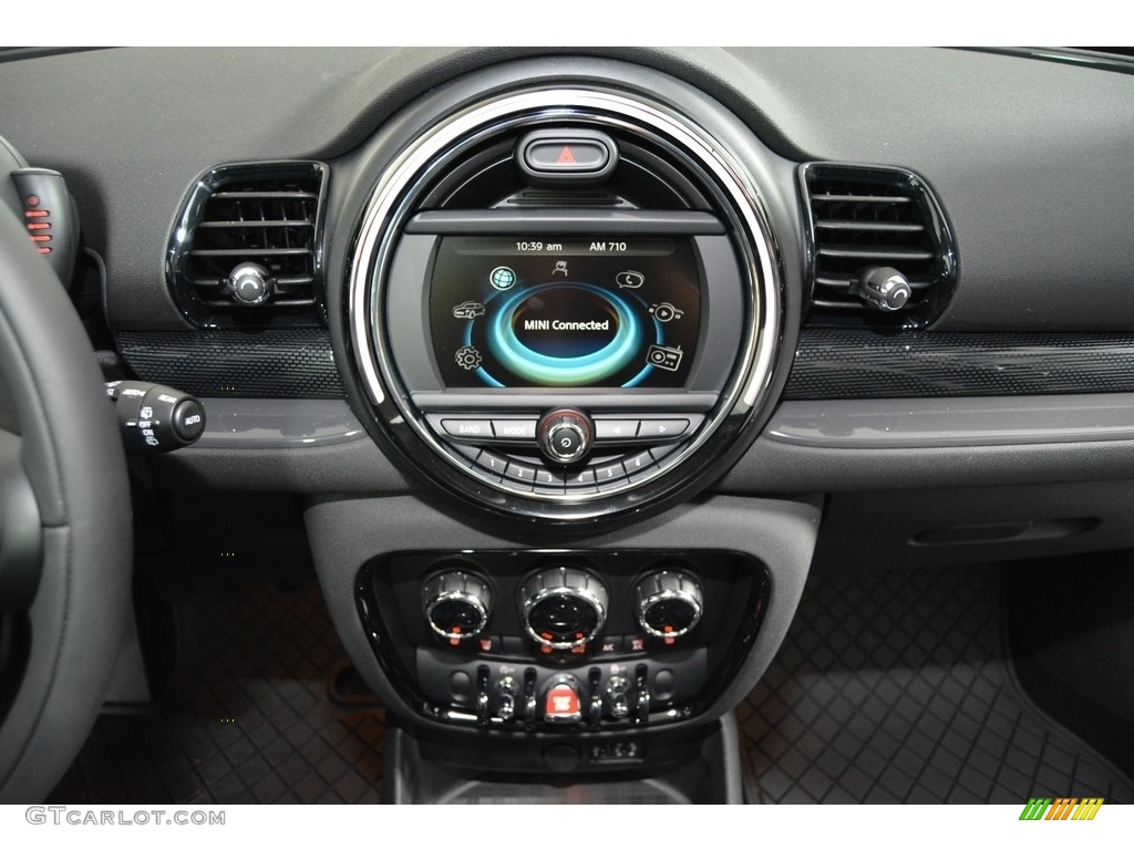 2017 Mini Clubman Cooper S ALL4 Controls Photo #118189403