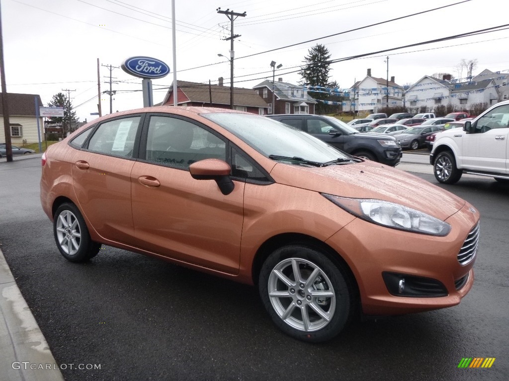 Chrome Copper 2017 Ford Fiesta SE Sedan Exterior Photo #118191140