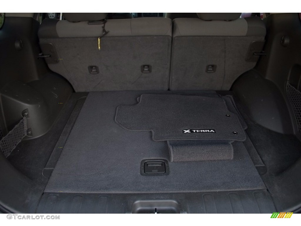 2012 Xterra X - Avalanche White / Gray photo #14