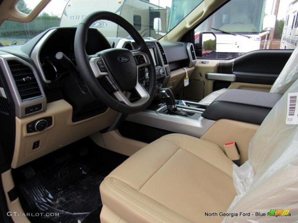 2017 F150 Lariat SuperCrew 4X4 - Ruby Red / Light Camel photo #32