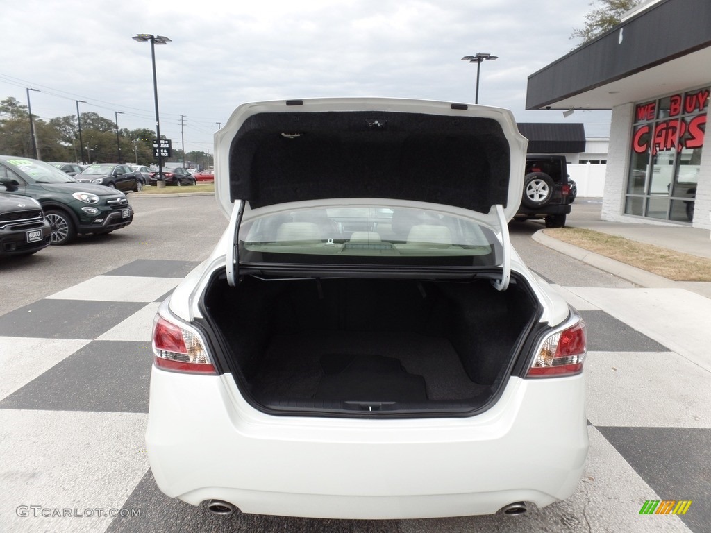 2015 Altima 2.5 S - Pearl White / Charcoal photo #5