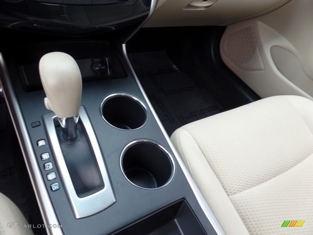 2015 Altima 2.5 S - Pearl White / Charcoal photo #19