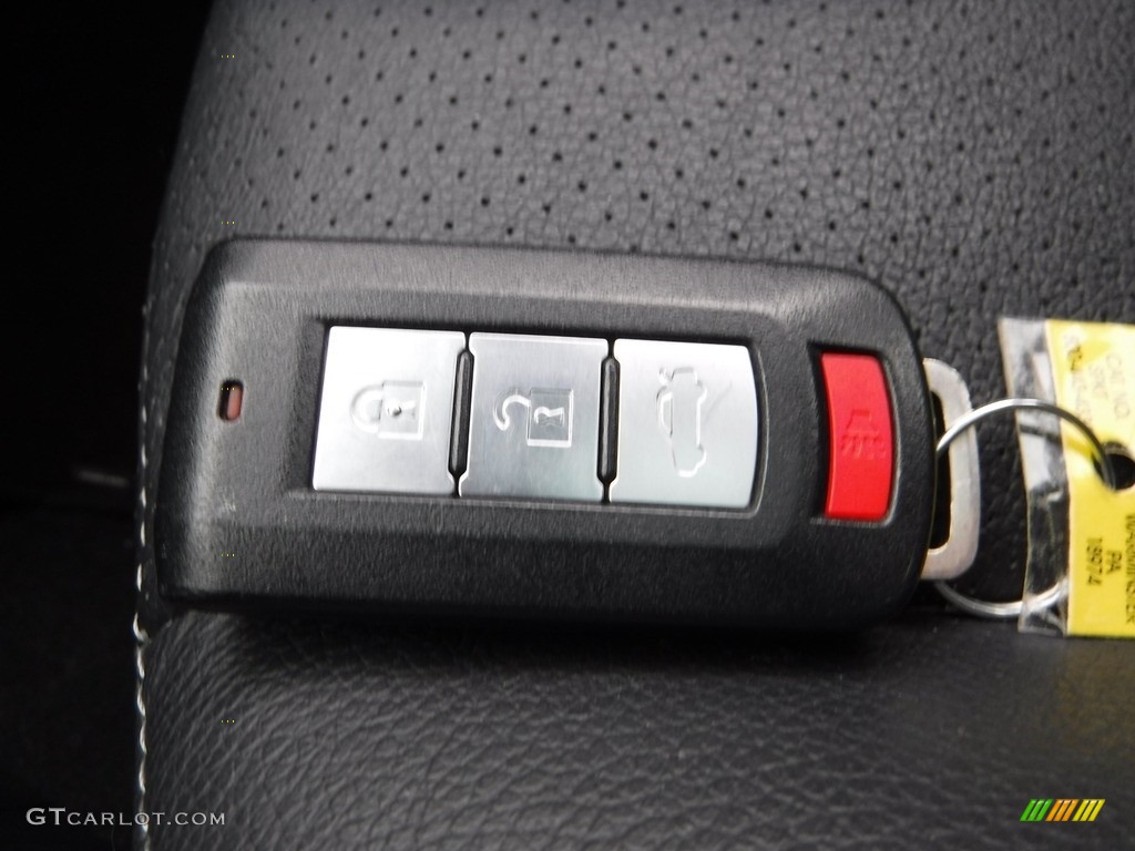 2015 Mitsubishi Lancer Evolution MR Keys Photos