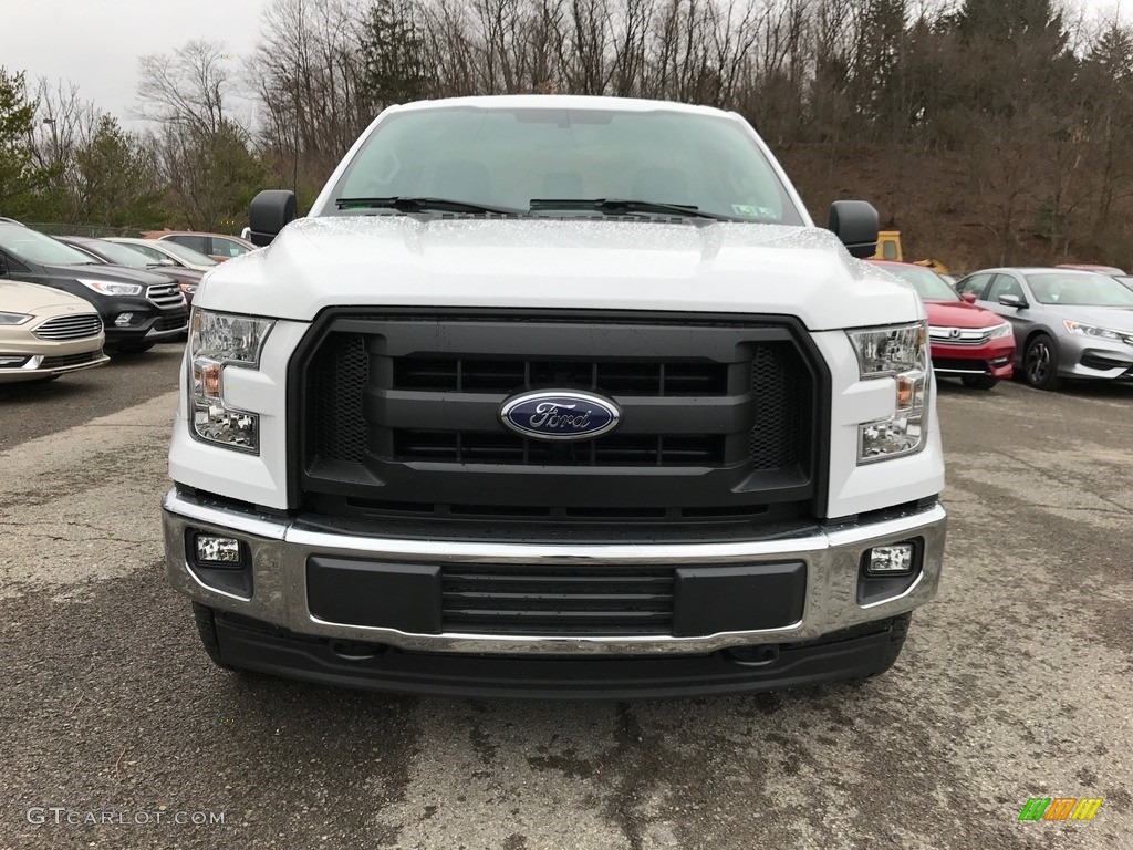 2017 F150 XL Regular Cab 4x4 - Oxford White / Earth Gray photo #2