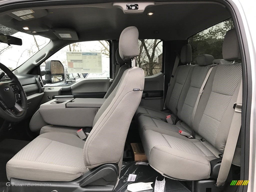 Medium Earth Gray Interior 2017 Ford F250 Super Duty XLT SuperCab 4x4 Photo #118198106