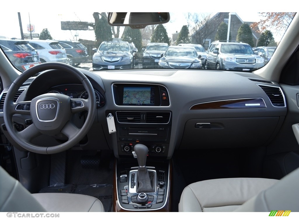 2010 Q5 3.2 quattro - Deep Sea Blue Pearl Effect / Light Grey photo #14