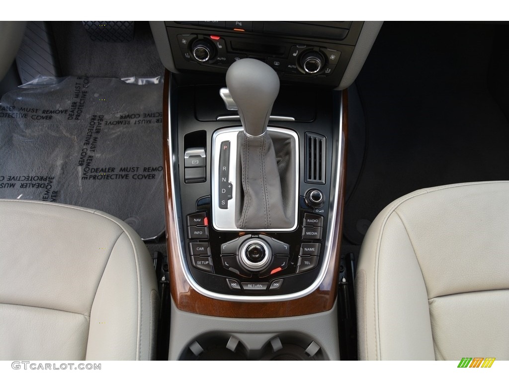 2010 Q5 3.2 quattro - Deep Sea Blue Pearl Effect / Light Grey photo #16