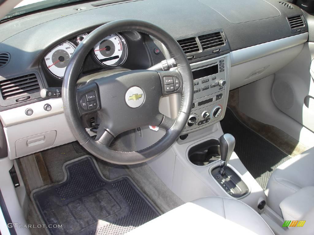 2005 Cobalt LS Sedan - Summit White / Gray photo #9