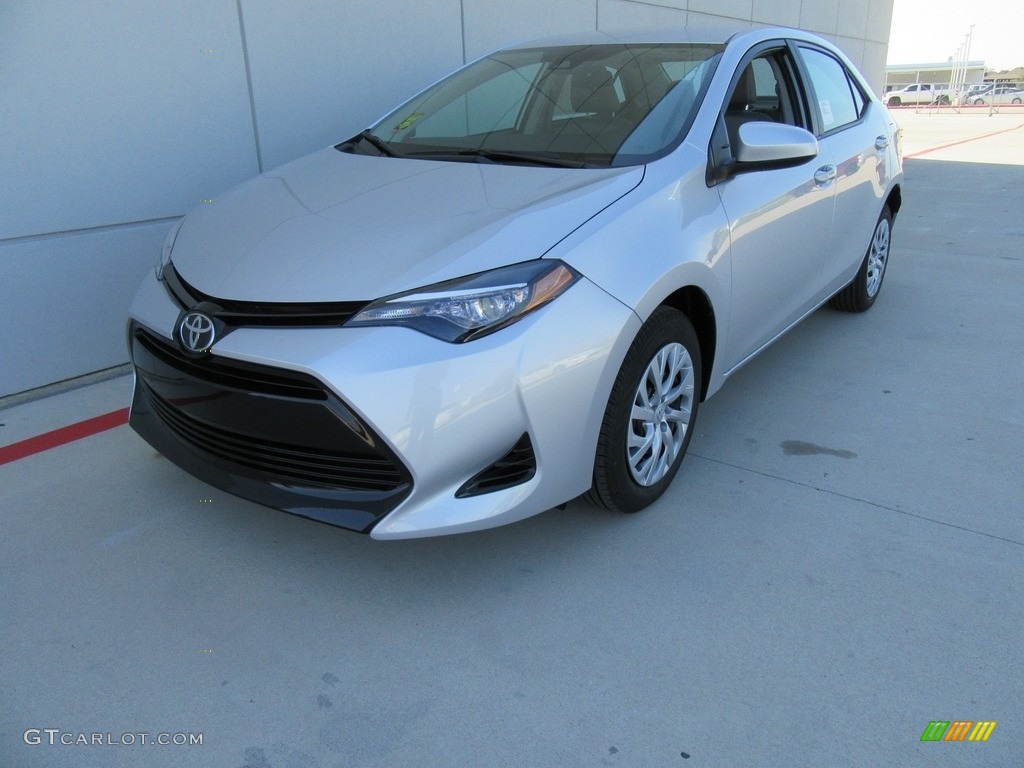 2017 Corolla LE - Classic Silver Metalic / Ash Gray photo #7
