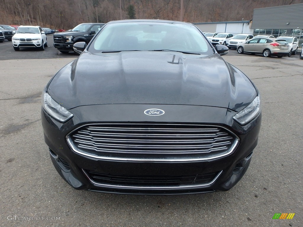 2015 Fusion Titanium AWD - Tuxedo Black Metallic / Brick Red photo #6