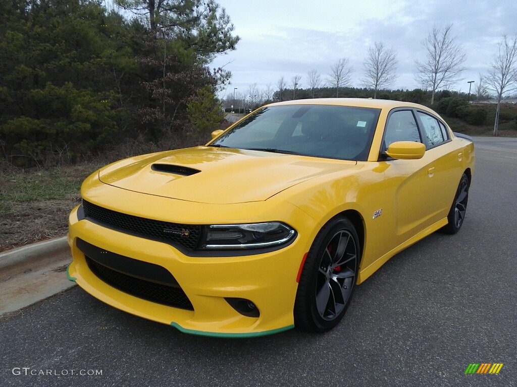 2017 Charger R/T Scat Pack - Yellow Jacket / Black photo #2