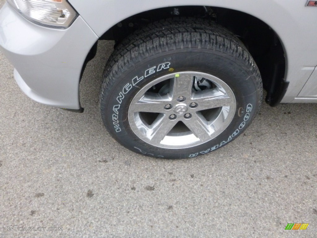 2017 1500 Express Quad Cab 4x4 - Bright Silver Metallic / Black/Diesel Gray photo #2