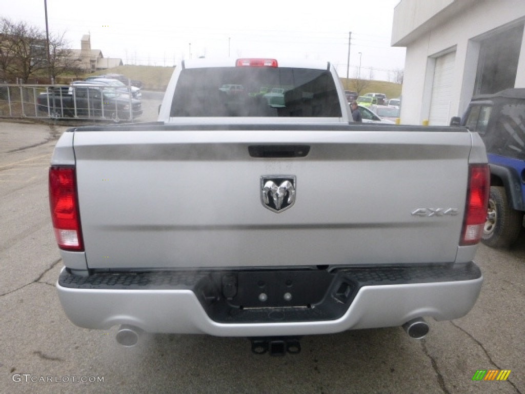 2017 1500 Express Quad Cab 4x4 - Bright Silver Metallic / Black/Diesel Gray photo #6