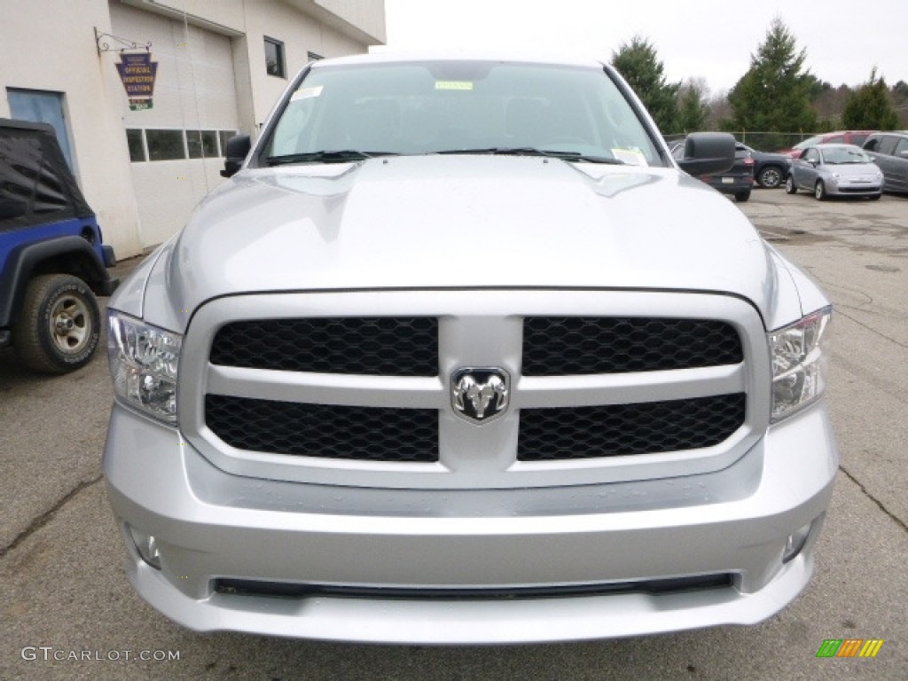 2017 1500 Express Quad Cab 4x4 - Bright Silver Metallic / Black/Diesel Gray photo #12