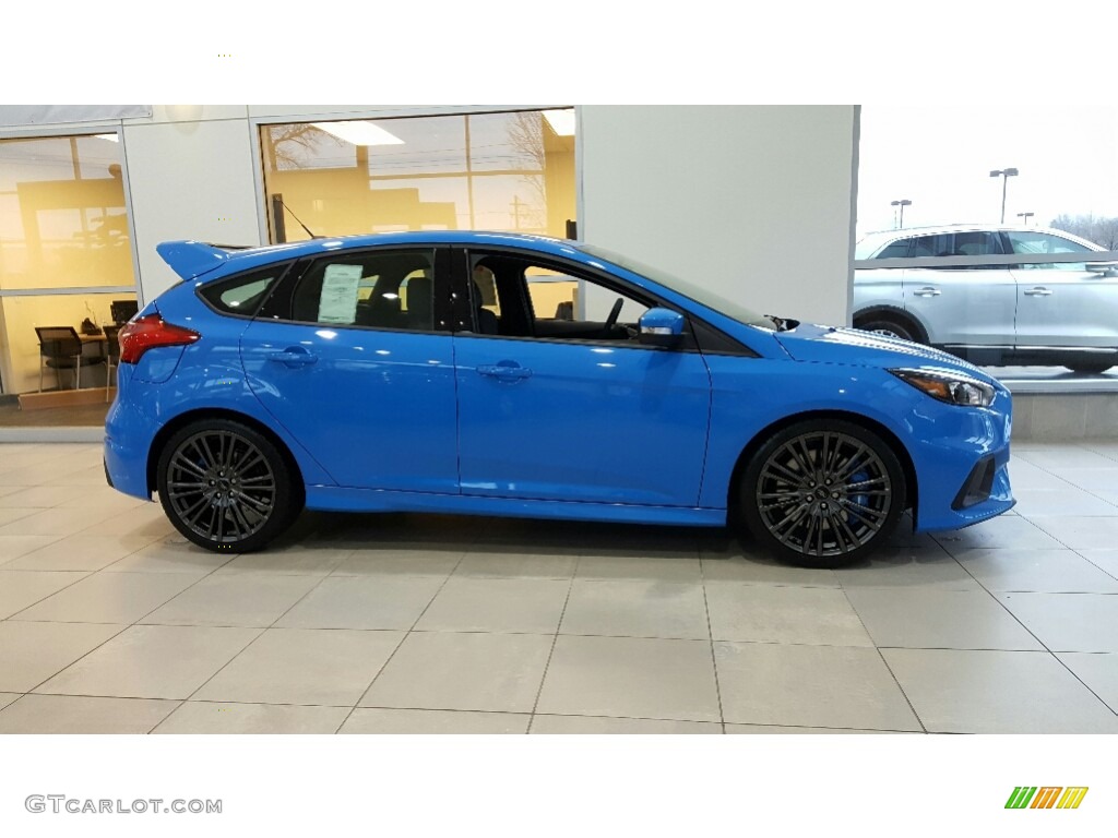 Nitrous Blue 2017 Ford Focus RS Hatch Exterior Photo #118222478