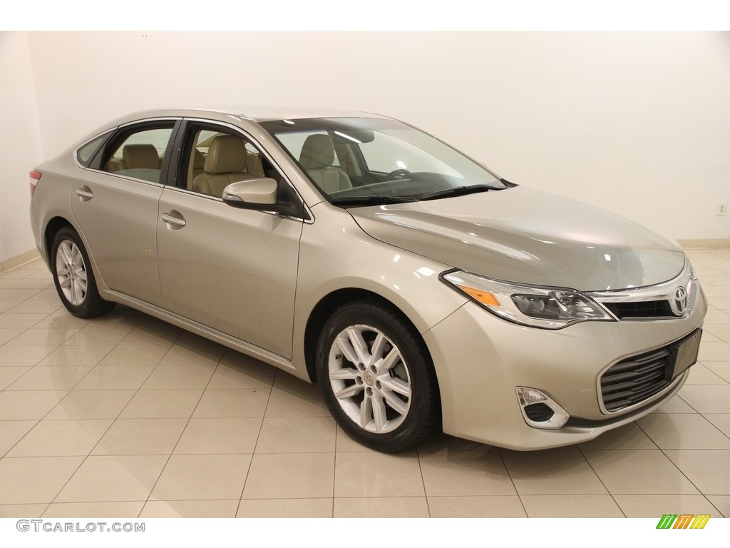 2013 Avalon XLE - Champagne Mica / Almond photo #1