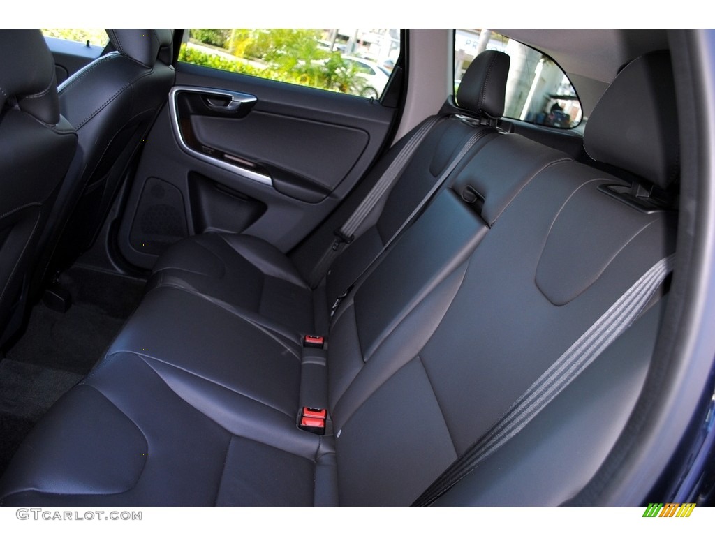 2017 Volvo XC60 T5 Inscription Rear Seat Photo #118225364