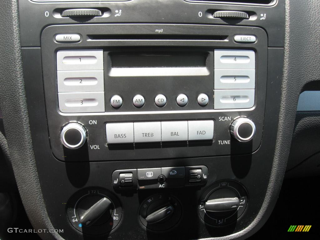 2009 Jetta S Sedan - Platinum Gray Metallic / Art Grey photo #36